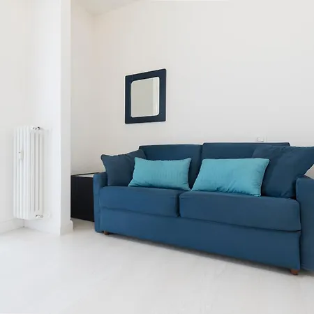 Apartment Bixio Living